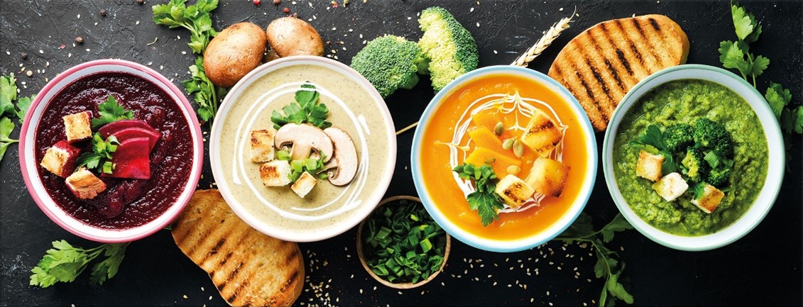 4 Suppenschüsseln mit verschiedenem Inhalt